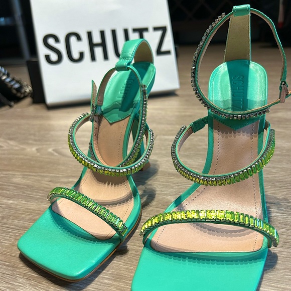 Schutz Green sandals - Picture 1 of 6